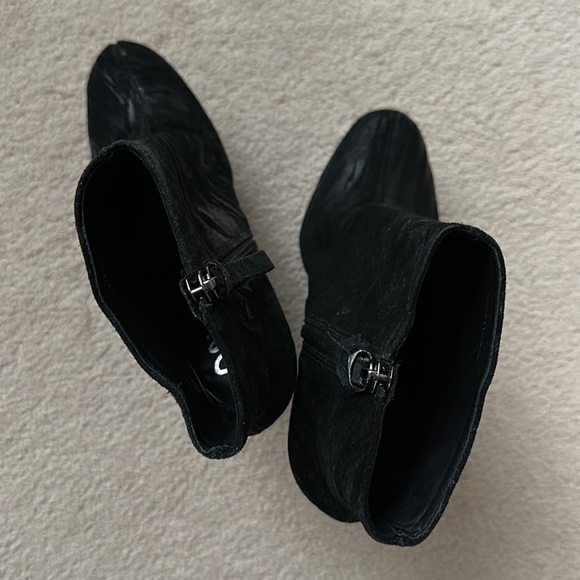 Alice + Olivia Suede Boots - Picture 5 of 8